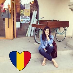 Meet your Posher, Monica